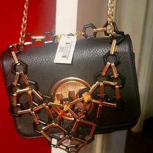 Bundle pockbook and necklace